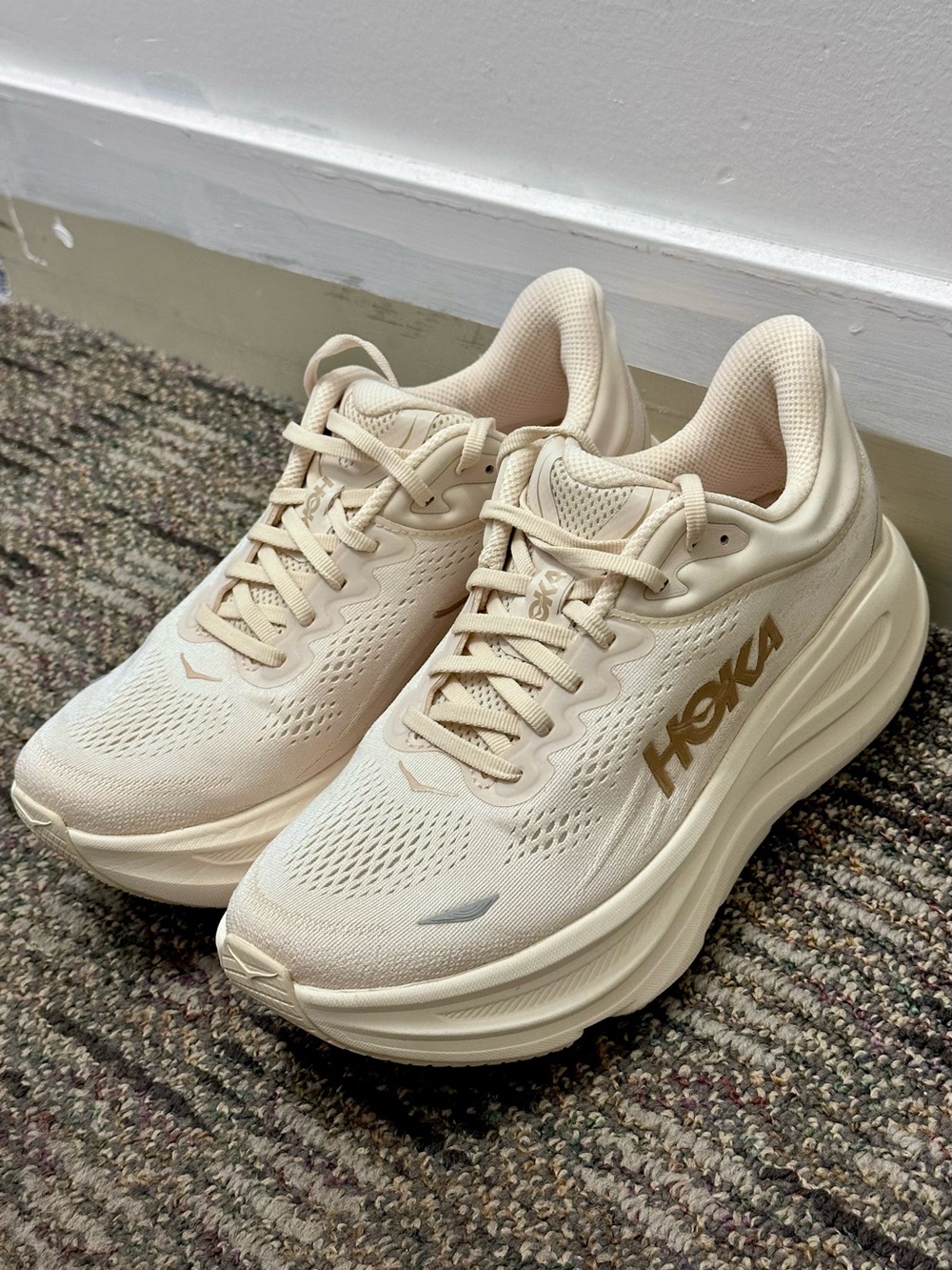 Hoka Bondi 9